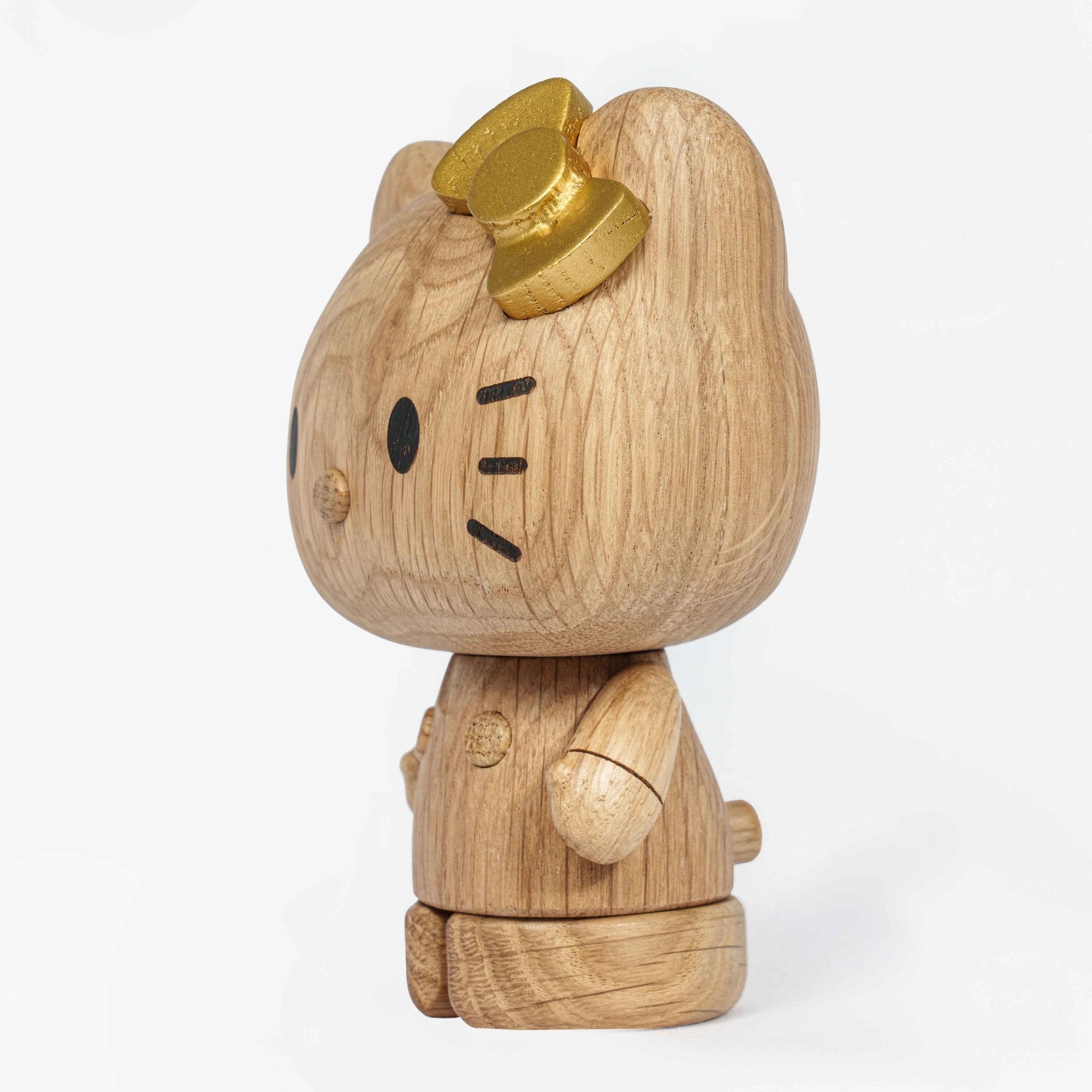 Hello Kitty x Boyhood Limited Edition Oak Figurine (50th Anniversary) Free Shipping Official