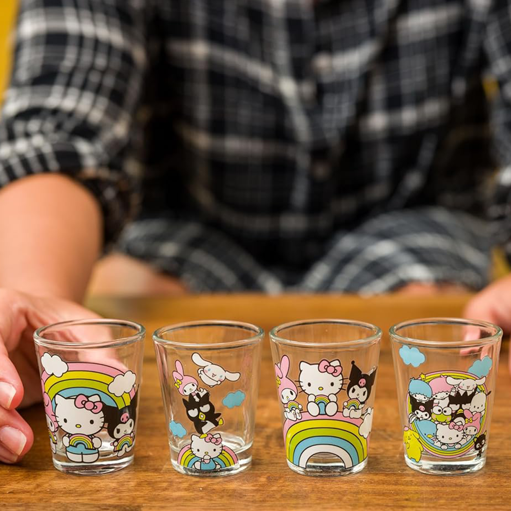 Hello Kitty and Friends Mini Glass 4-Piece Set (Rainbows) Cost Cheap Pice