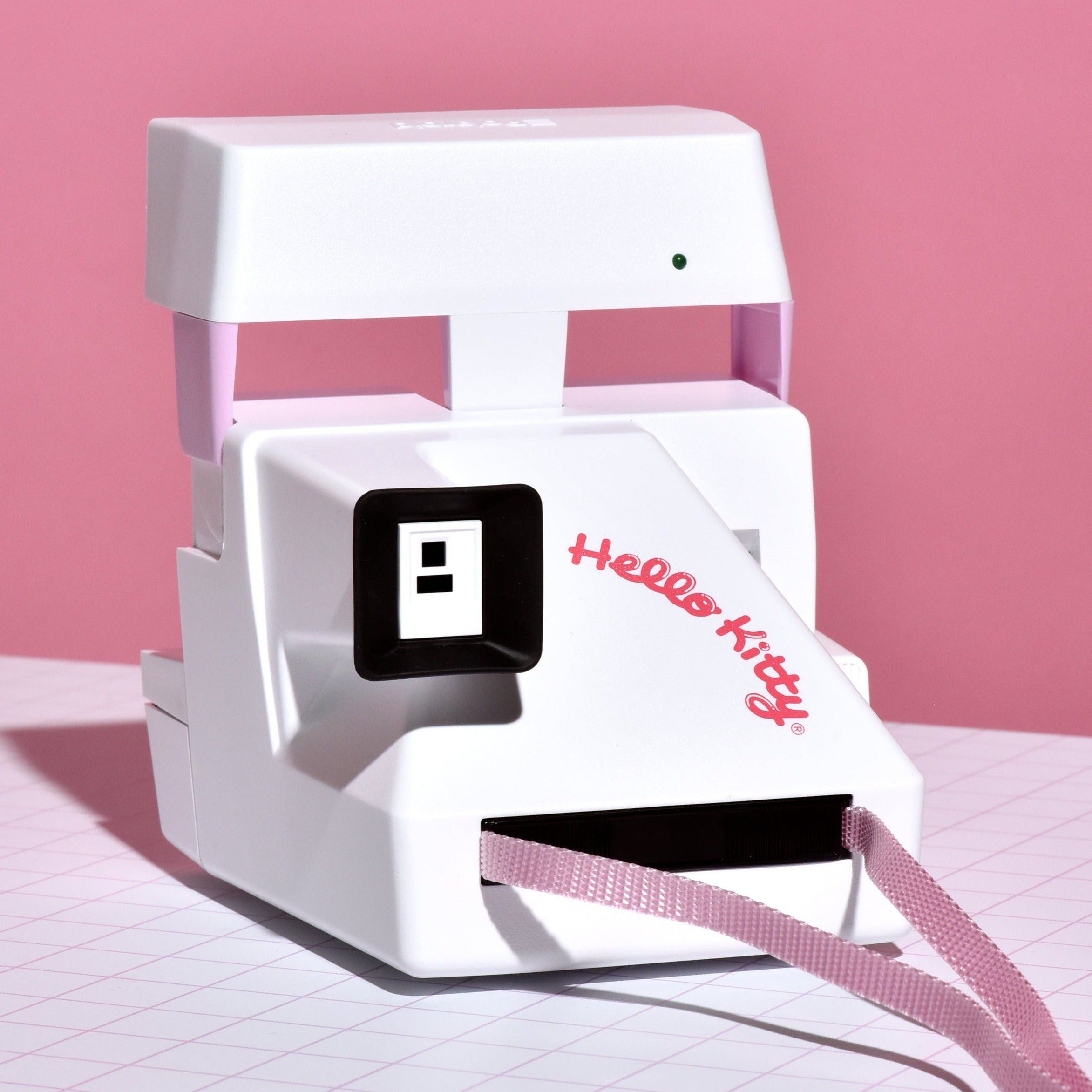 Hello Kitty x Polaroid 600 Strawberry Milk Instant Film Camera Cheap Buy Authentic