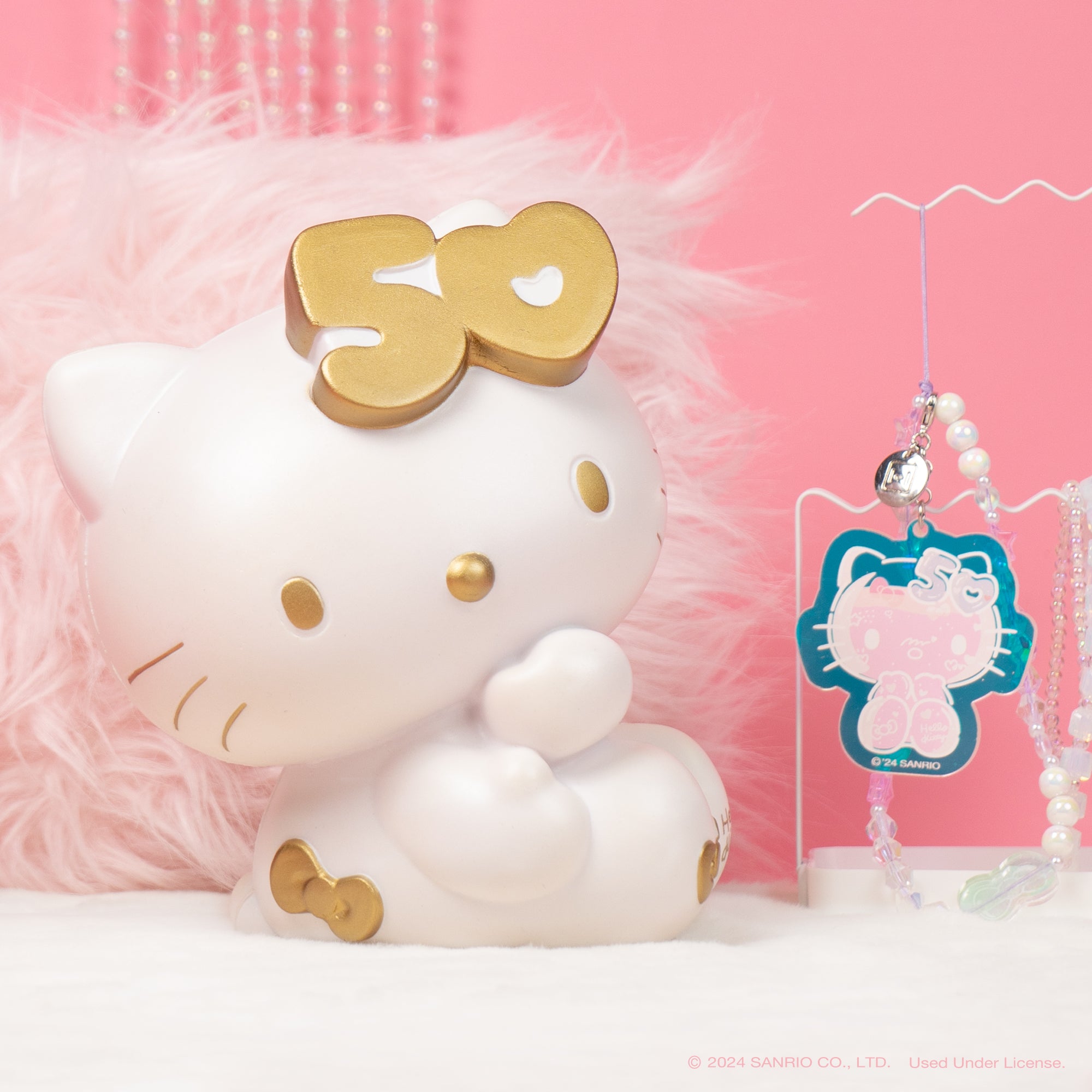 Hello Kitty 50th Anniversary Gold Jumbo SquiSHU Sale For Nice