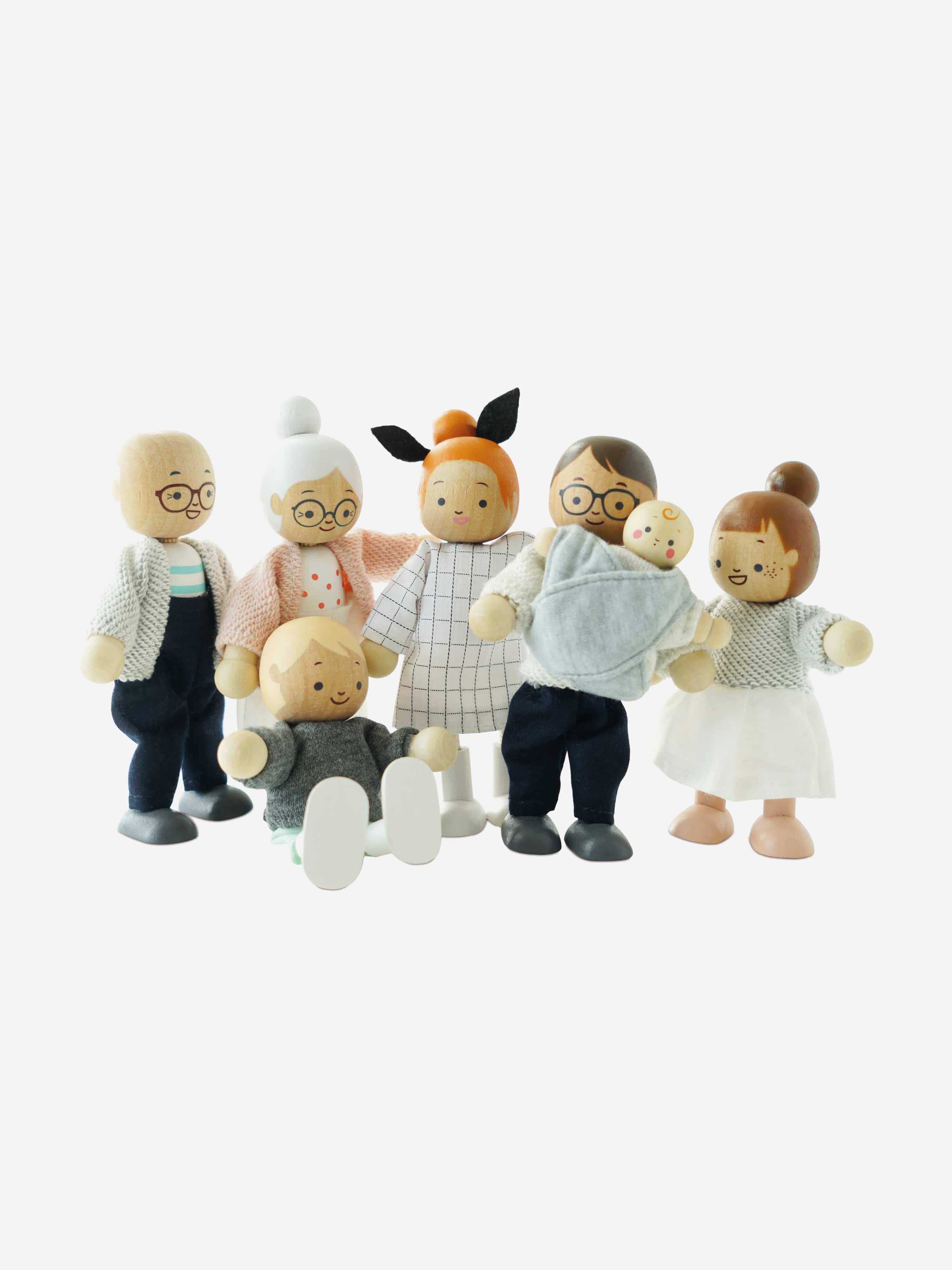 Dolls House Family-7 Piece (12CM approx) Cheap Sale Manchester