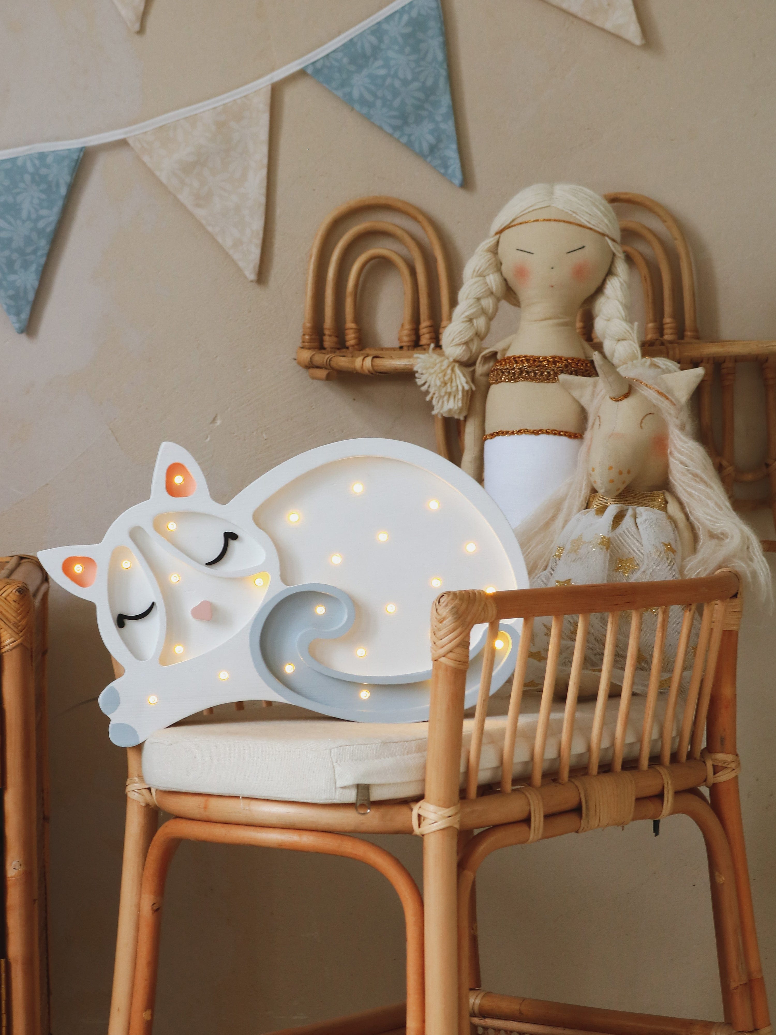 Little Lights Cat Lamp in White (20.5x38x5.5 cm) Cheap Sale Wholesale Pice