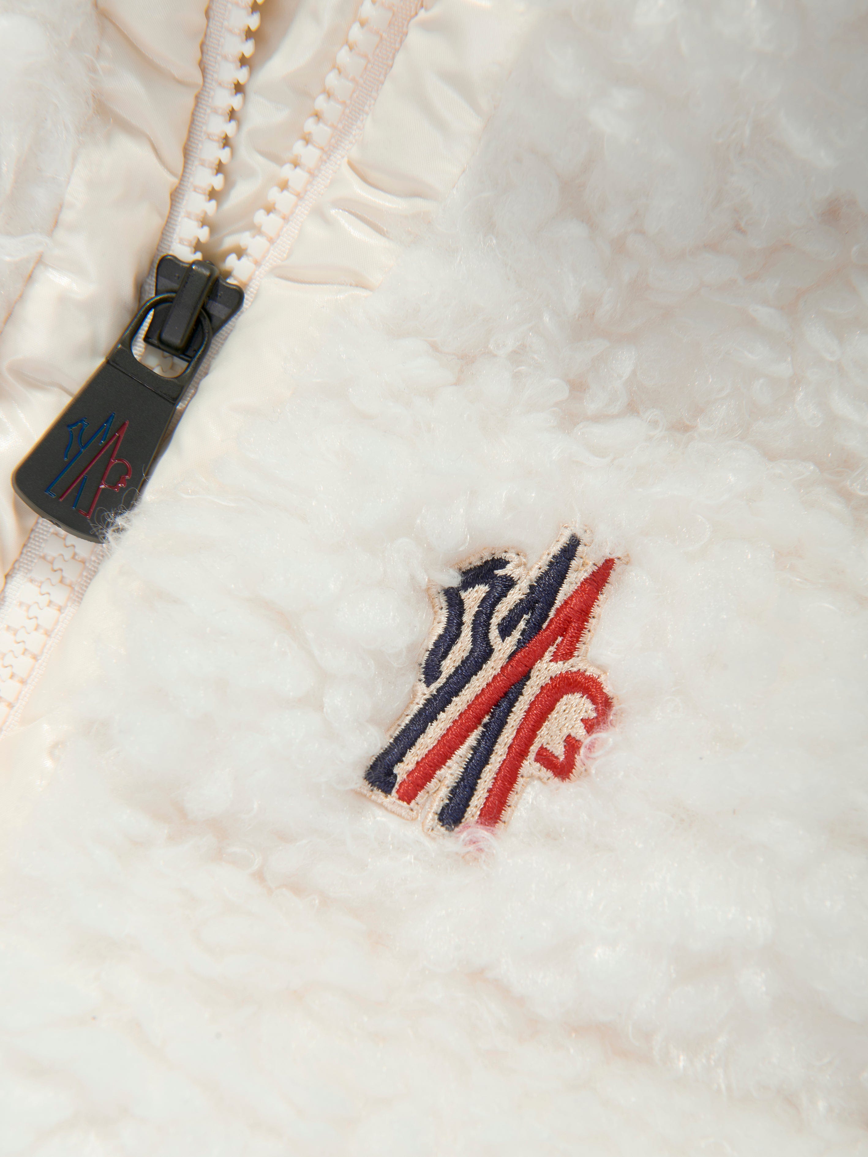 Moncler Enfant Girls Grenoble Down Padded Gilet in Ivory Find Great Cheap Online