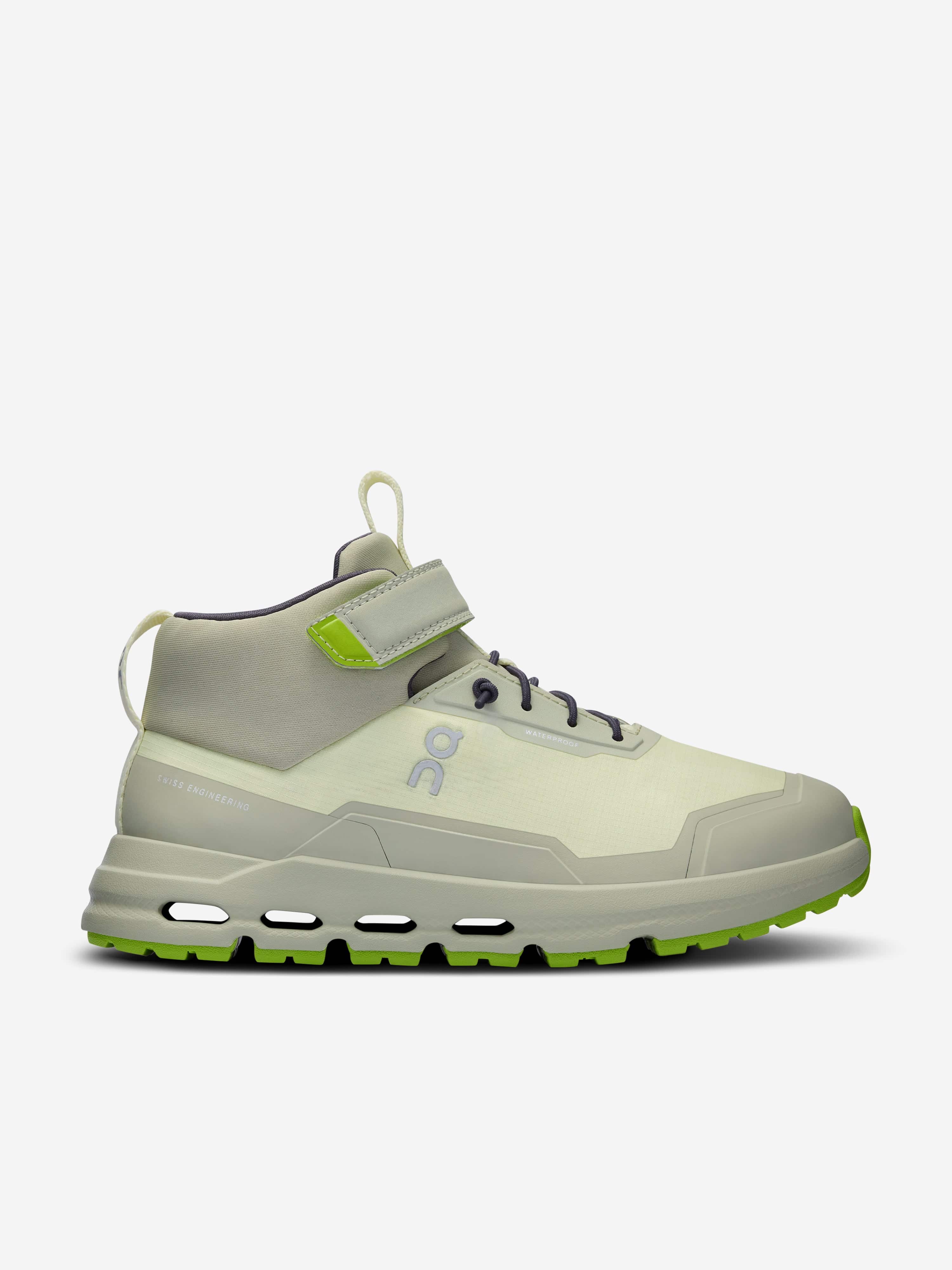 On Running Kids Cloudhero Mid Waterproof Trainers in Green Buy Cheap Footlocker Finishline