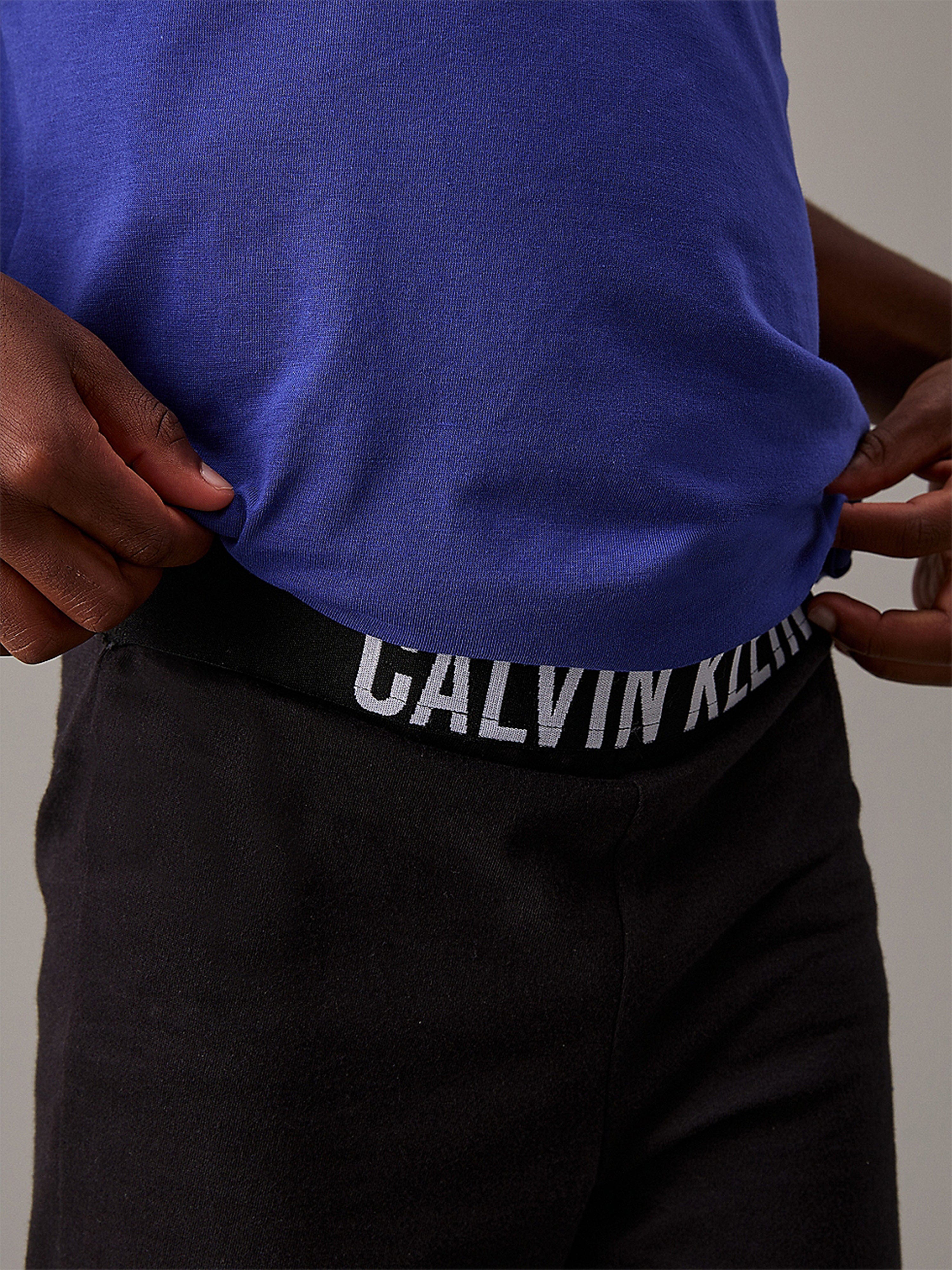 Calvin Klein Boys Pyjama Set in Multicolour Deals