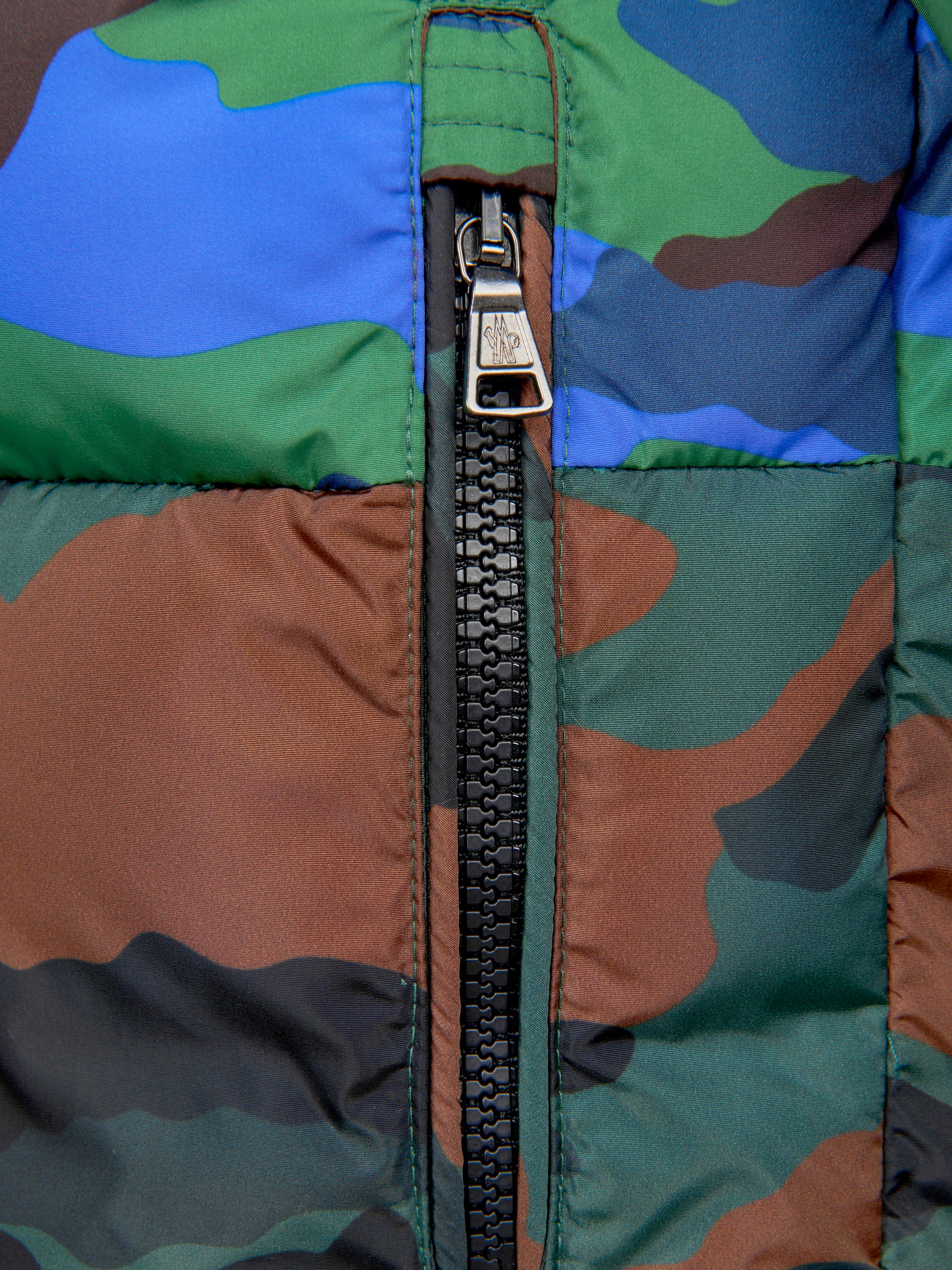 Moncler Enfant Boys Camouflage Down Padded Marchaud Jacket Free Shipping 100% Original