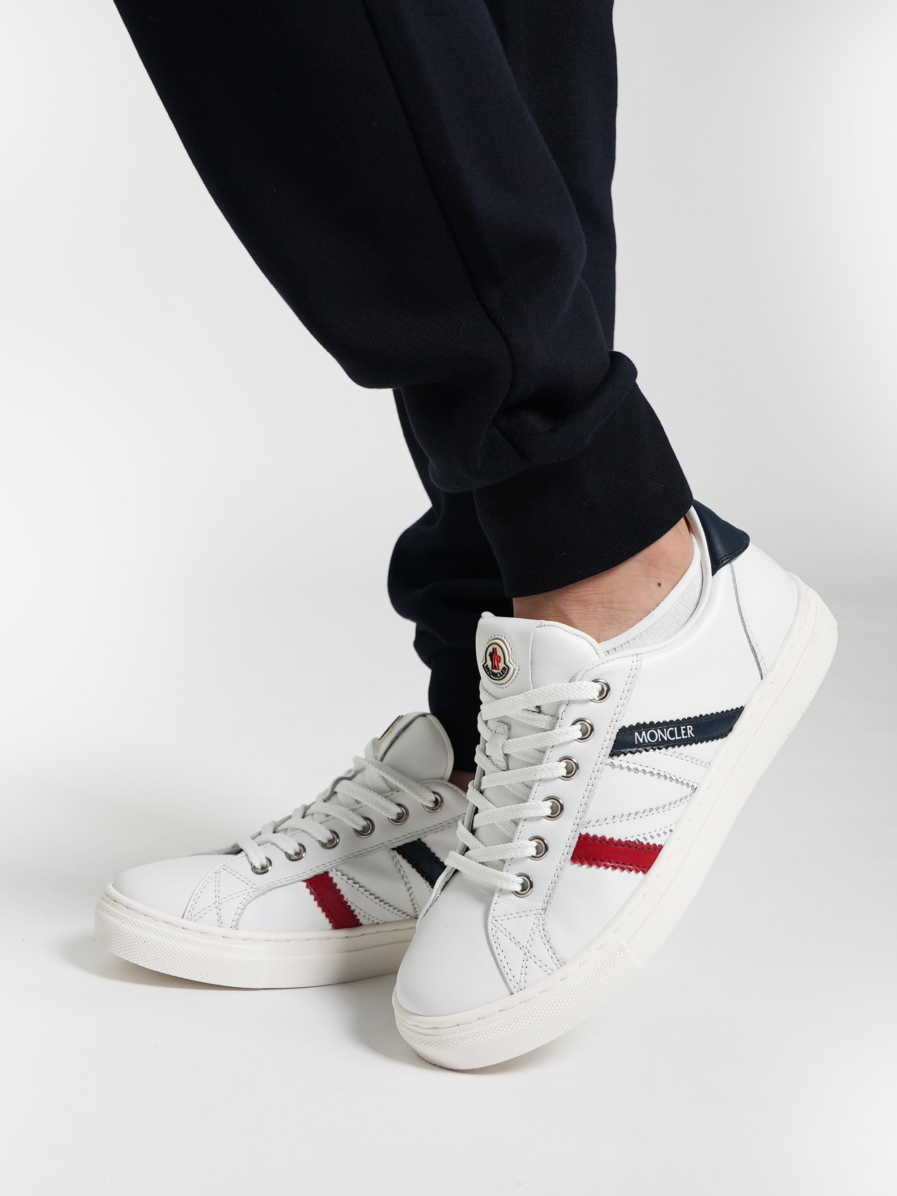 Moncler Enfant Kids Leather Petit Monaco Low Top Trainers in White Popular Cheap Online