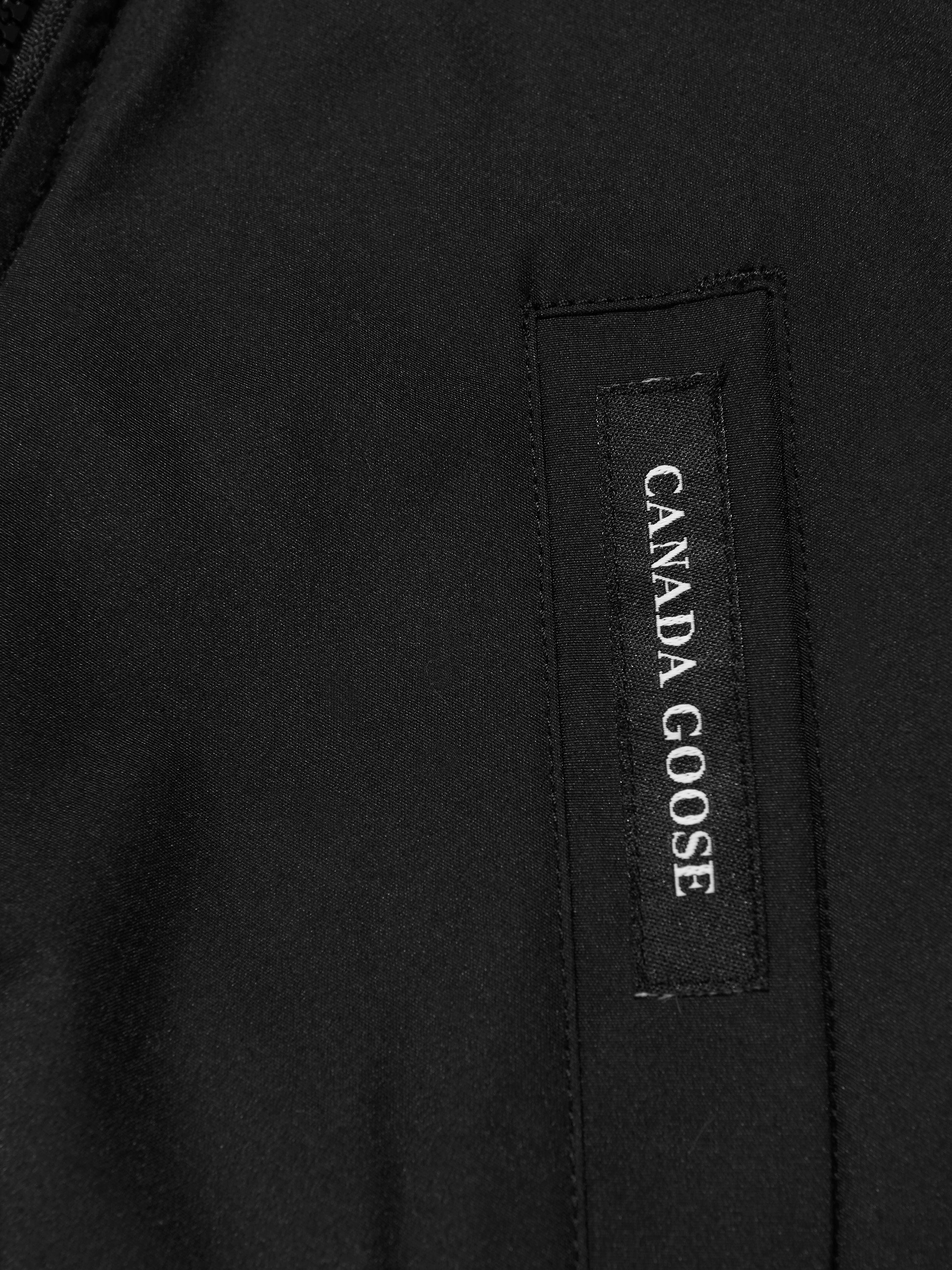 Canada Goose Kids Grizzly Bomber in Black Clearance 2025