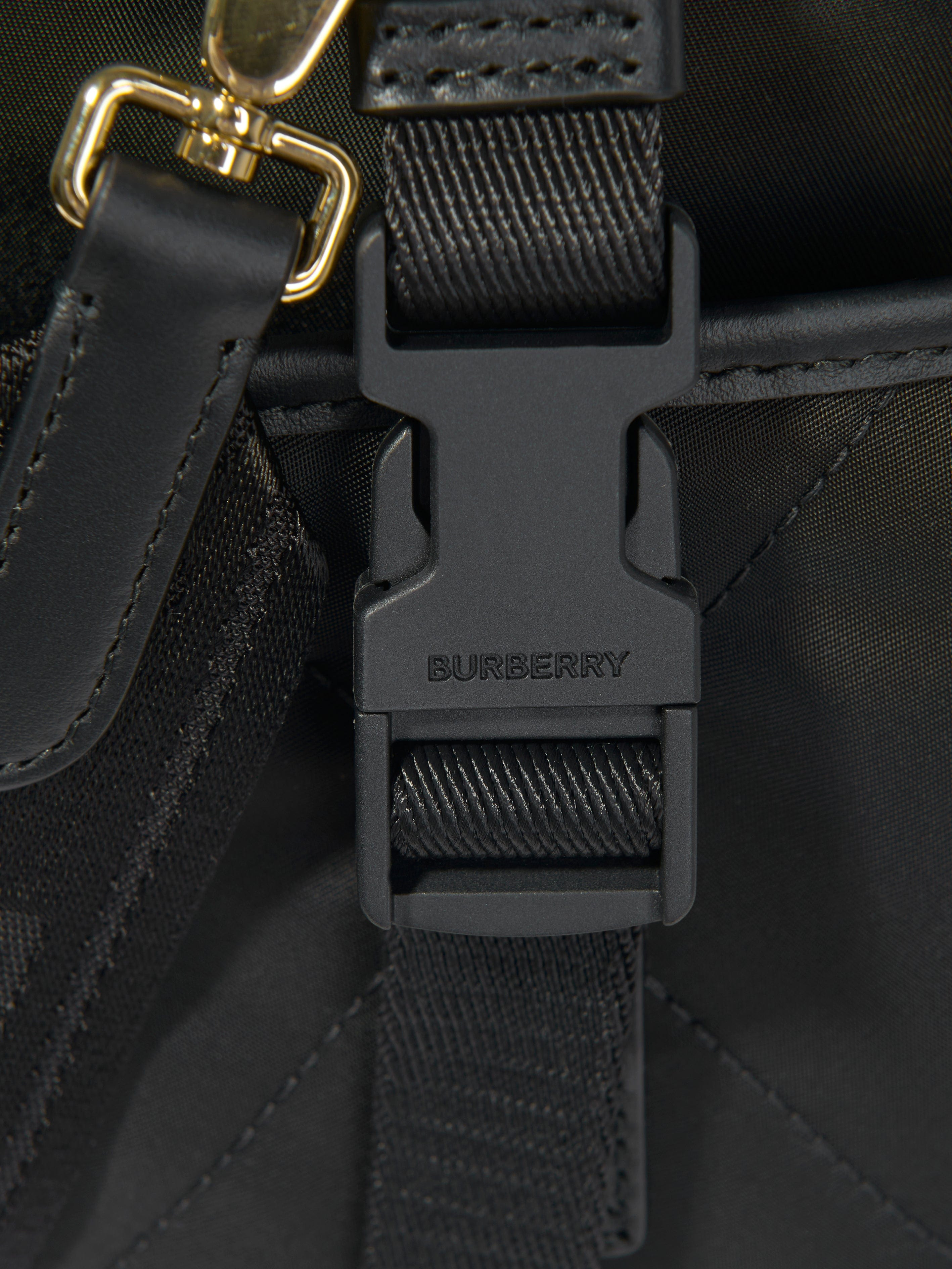 Burberry Baby Tote Changing Bag in Black (43cm) Cheap Sale Geniue Stockist