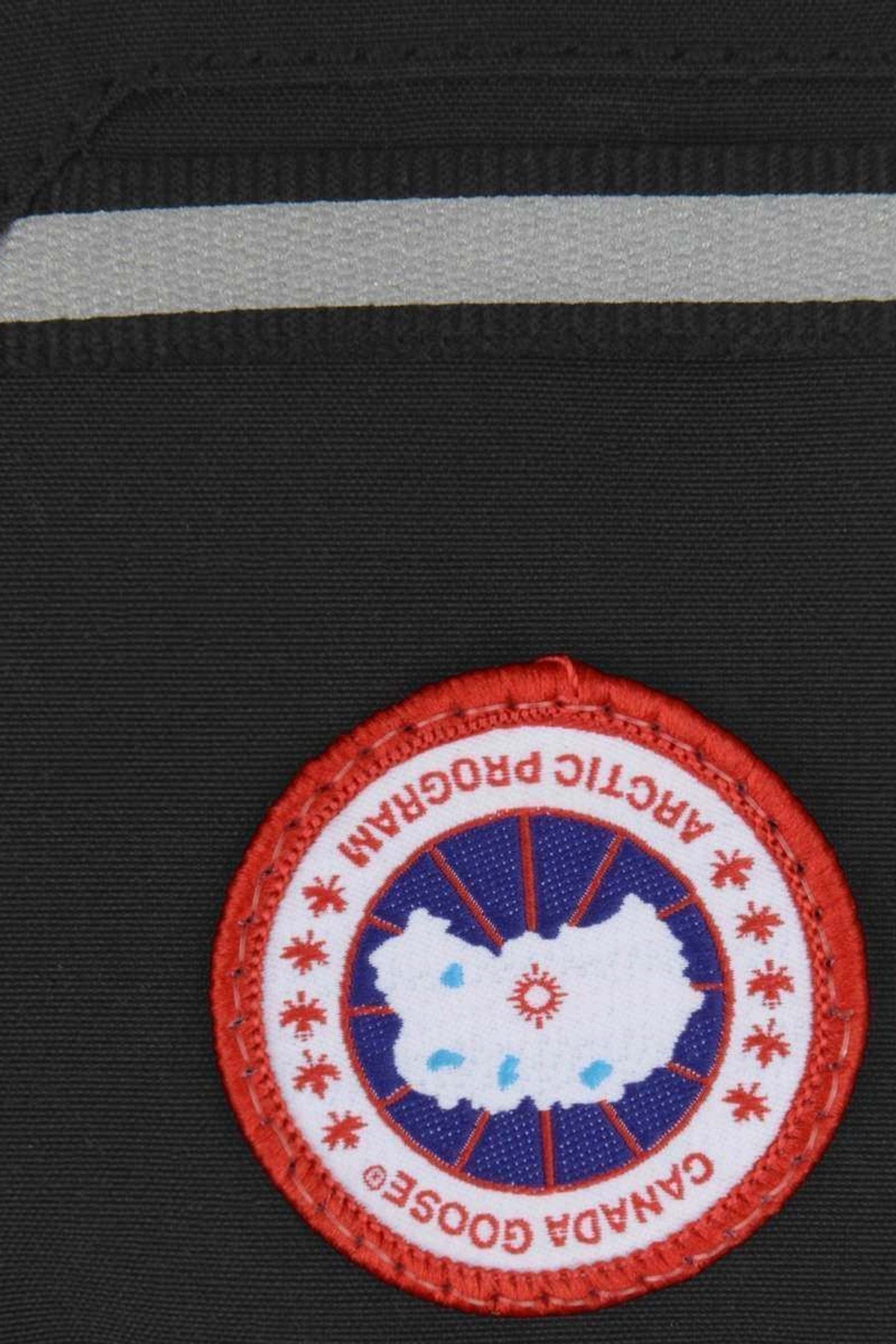 Canada Goose Kids Arctic Down Mittens in Black Countdown Package