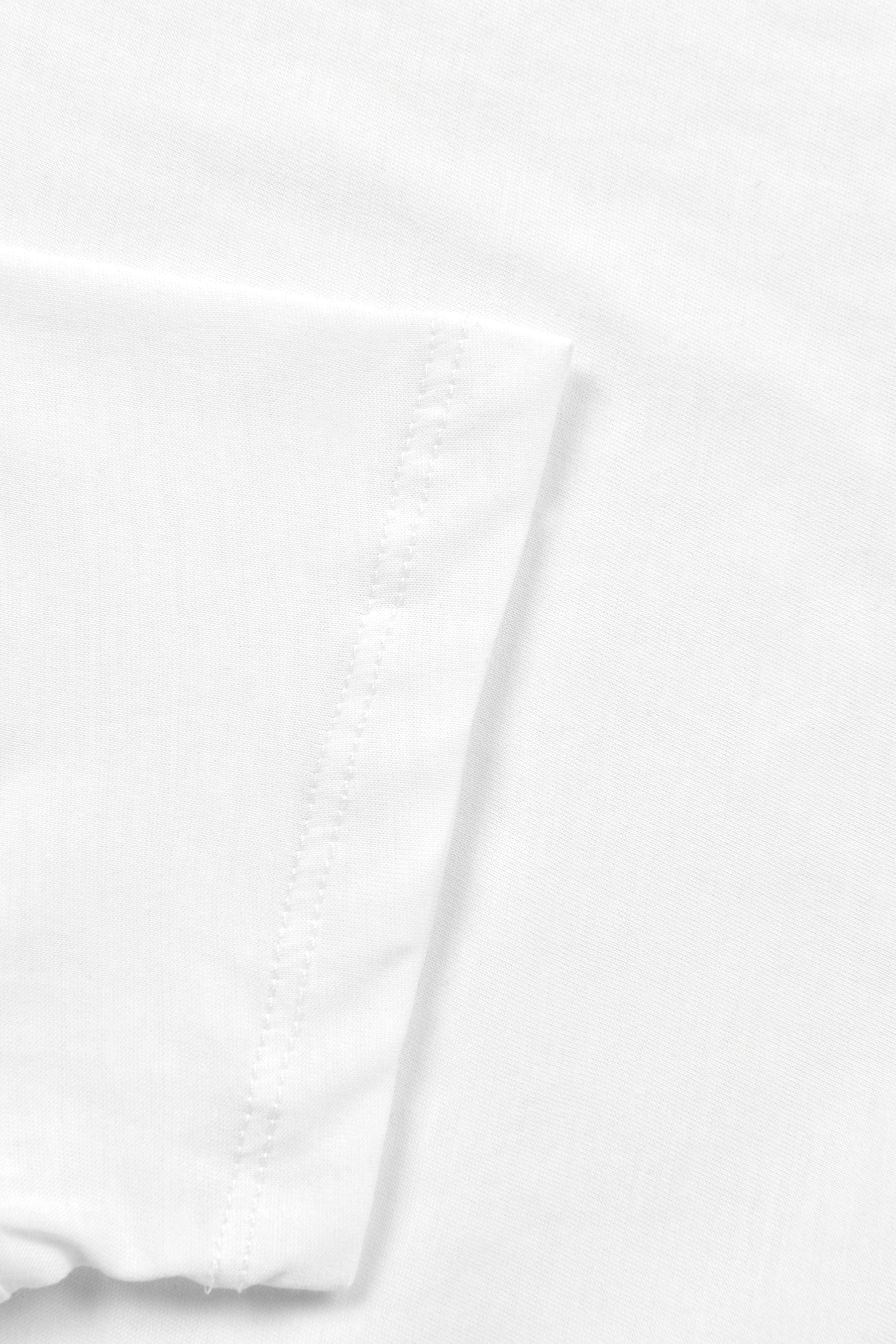 Emporio Armani Boys Logo T-Shirt in White Clearance In China