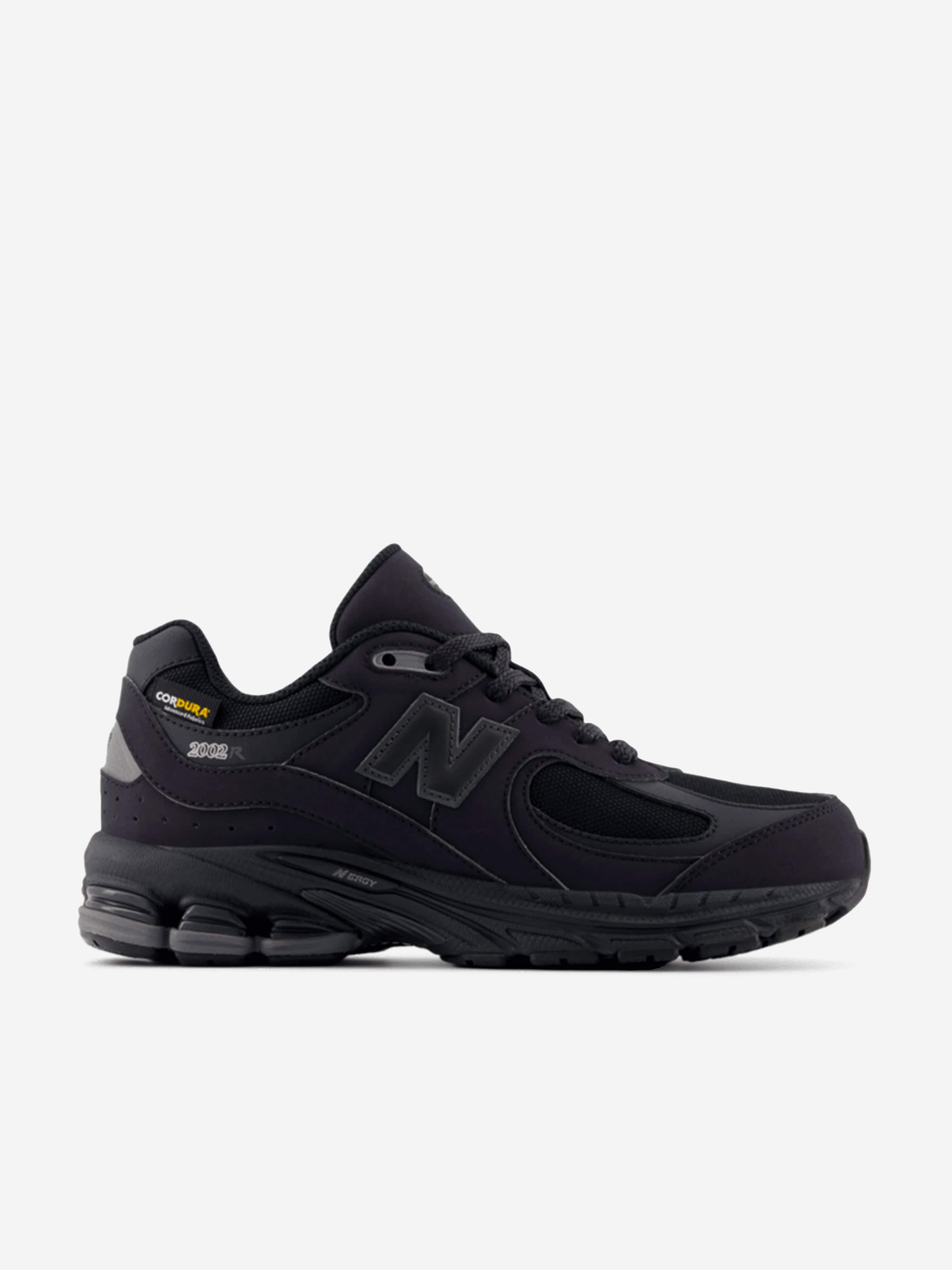 Kids 2002 Trainers in Black Discount How Much